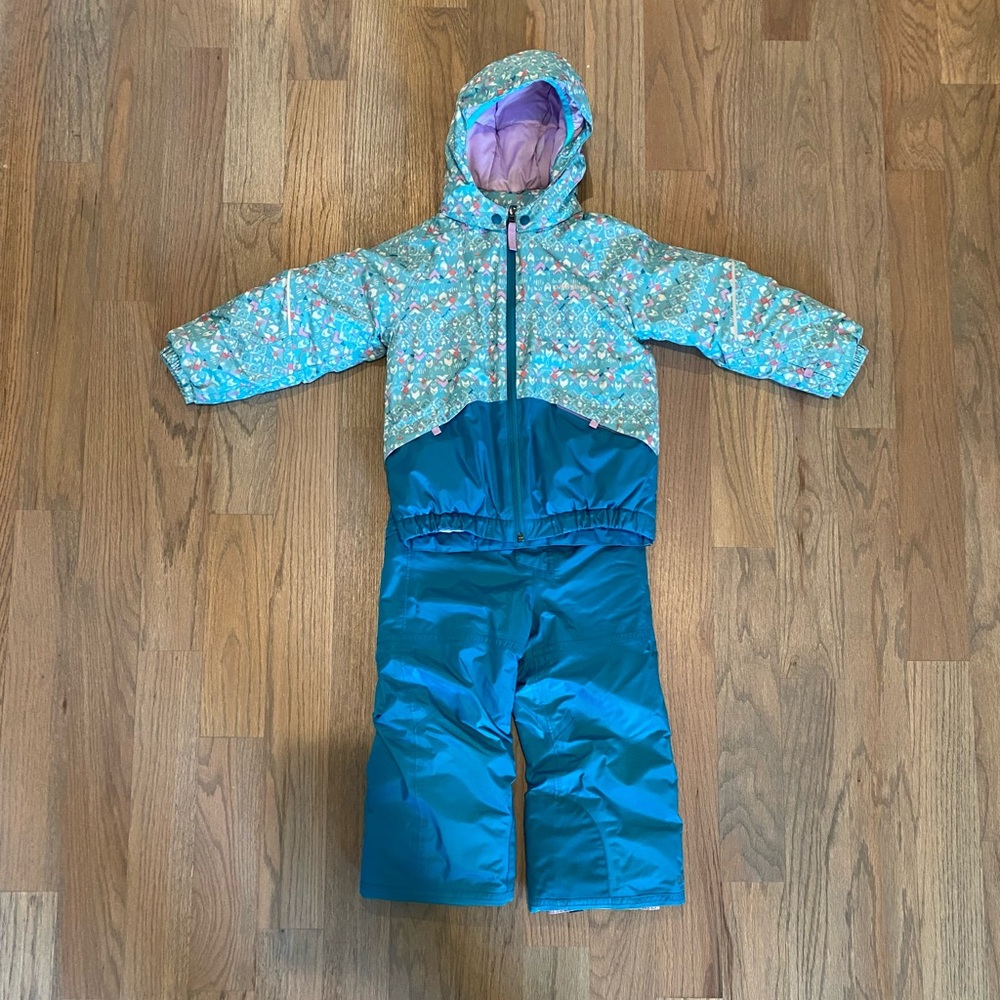 Patagonia 4T snow pile coat + bib/pants